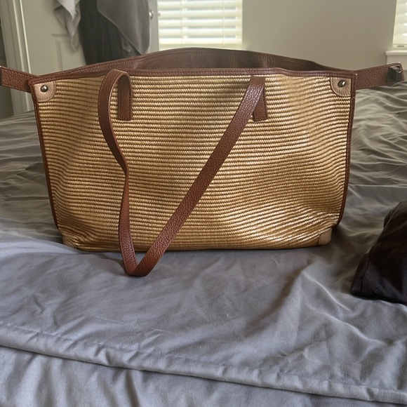 Akris raffia medium shoulder tote - Picture 4 of 5